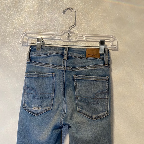 Ripped American Eagle Jeans - Picture 2 of 4